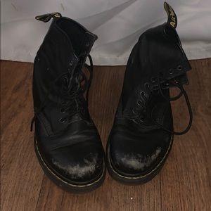 Dr. martens mens size 9(womens 11) matte color